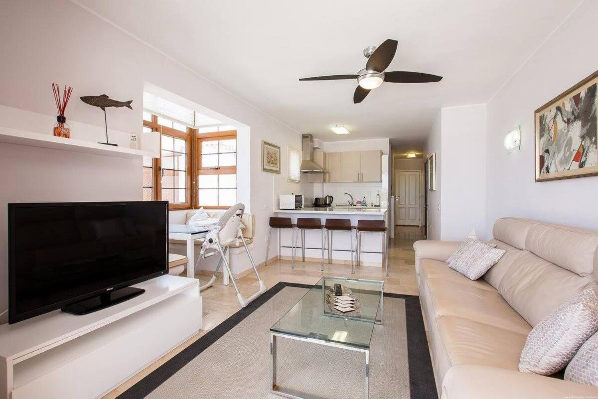 2 Bedroom Apartment For 4 People In Tenerife Costa Adeje  ภายนอก รูปภาพ
